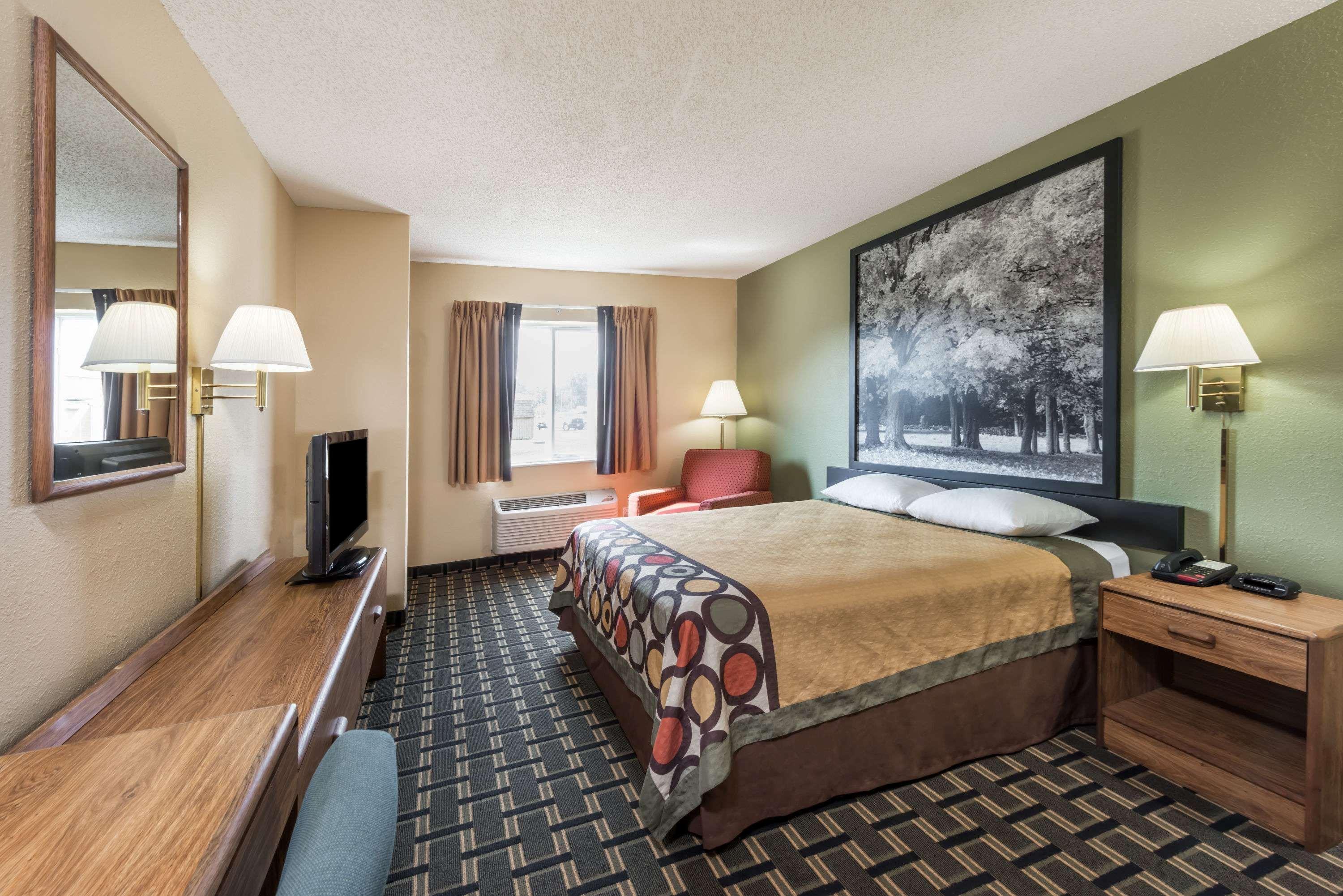 Super 8 By Wyndham Greenville Dış mekan fotoğraf