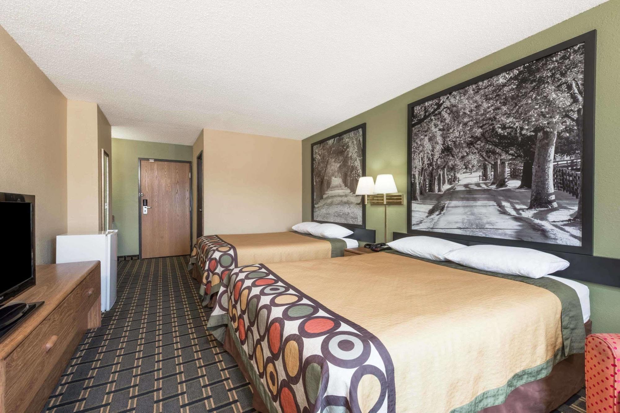 Super 8 By Wyndham Greenville Dış mekan fotoğraf